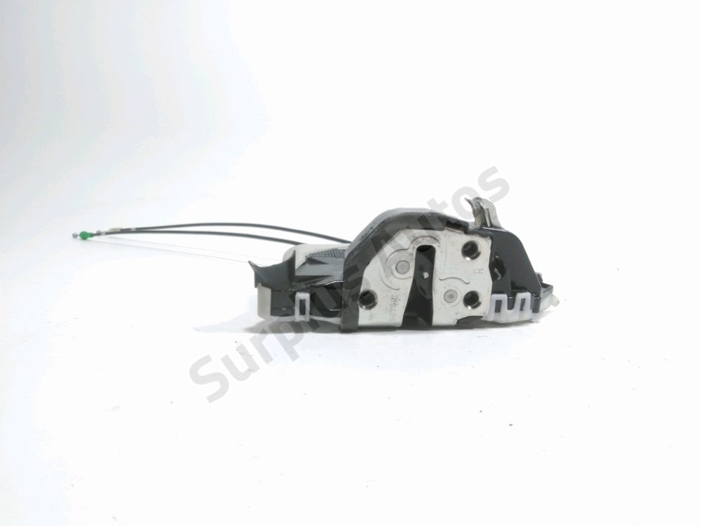 Serrure de porte avant droite