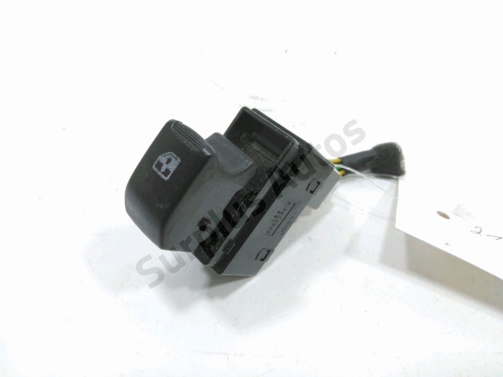 Commande lève-vitre avant droit