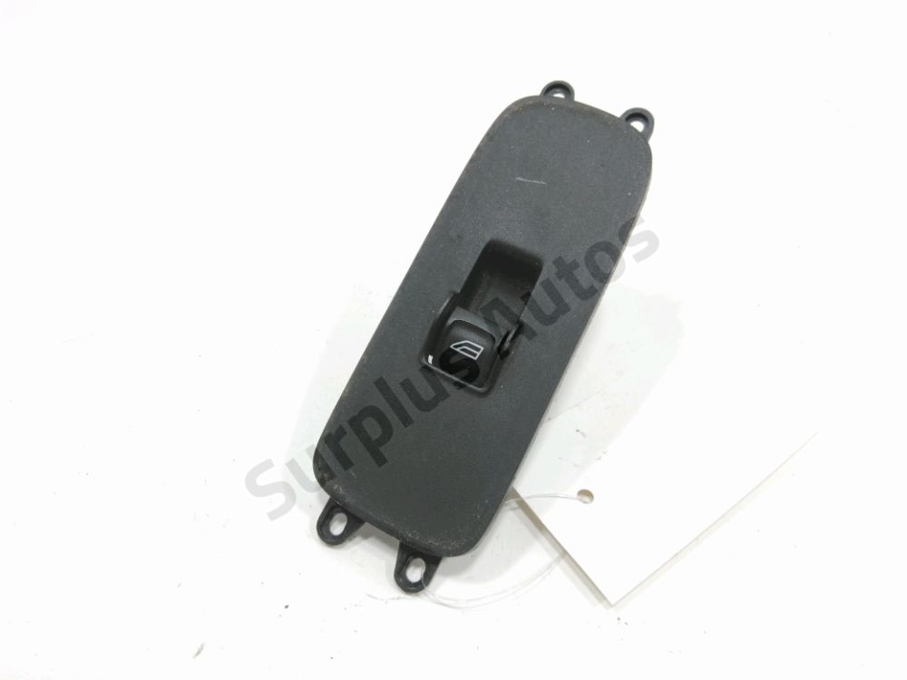 Commande lève-vitre avant droit