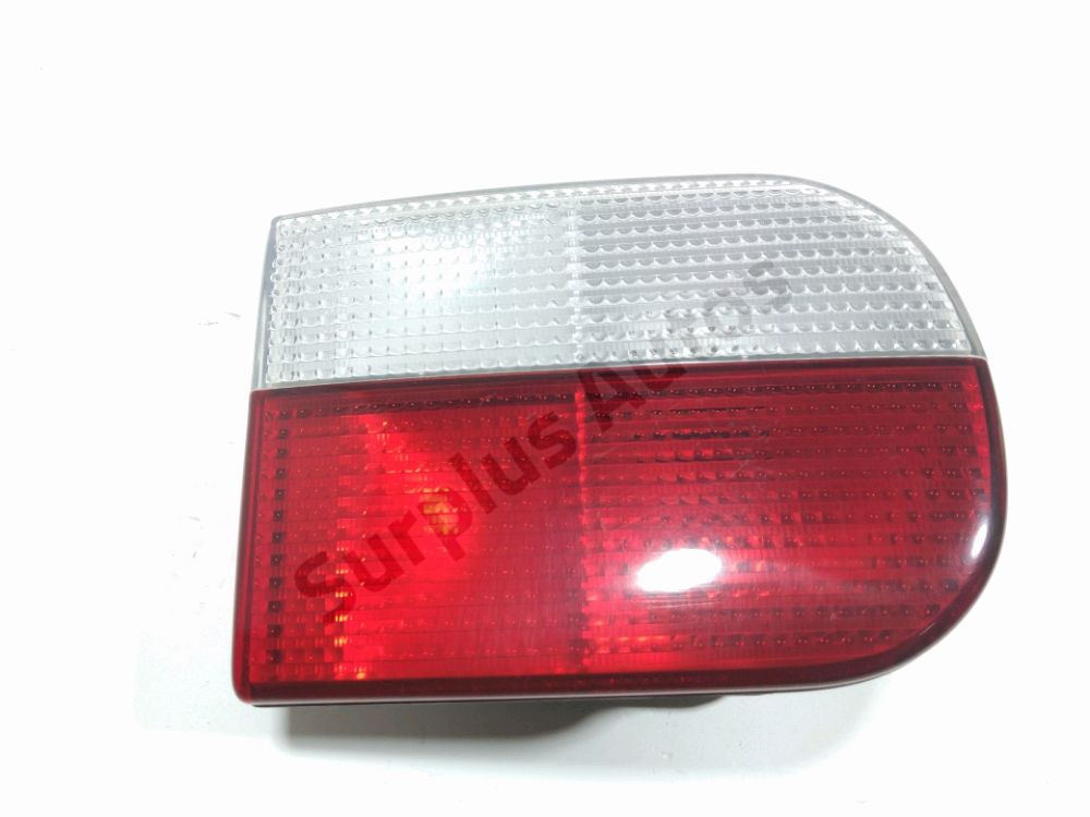 Feu arriere interieur gauche