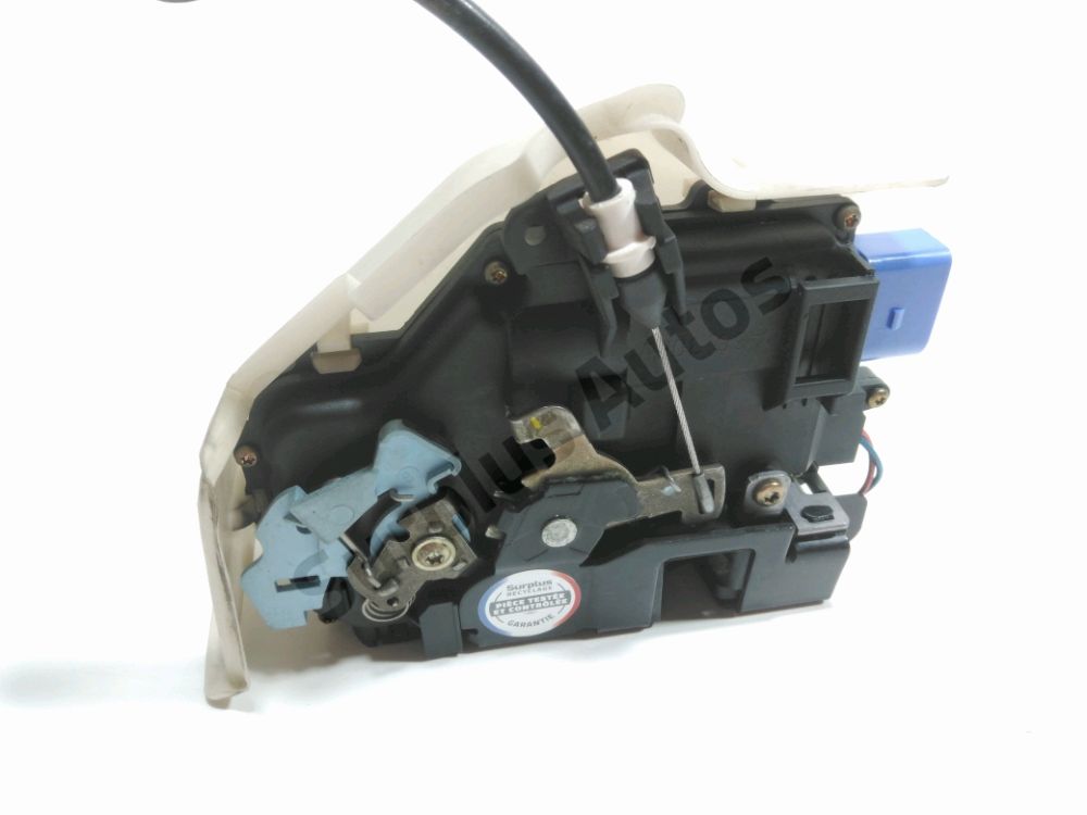 Serrure de porte avant gauche