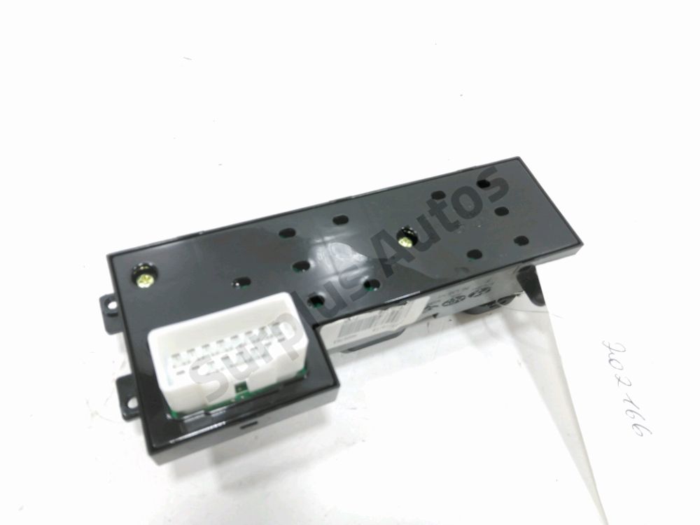 Commande lève-vitre avant gauche