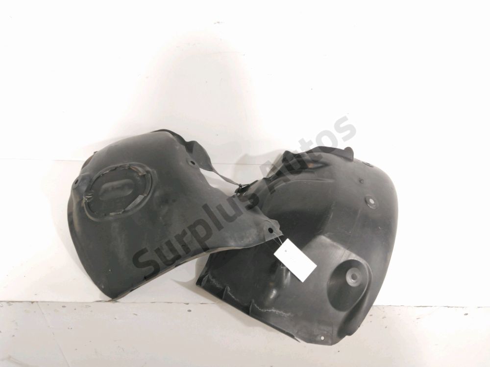 Pare-boue avant droit