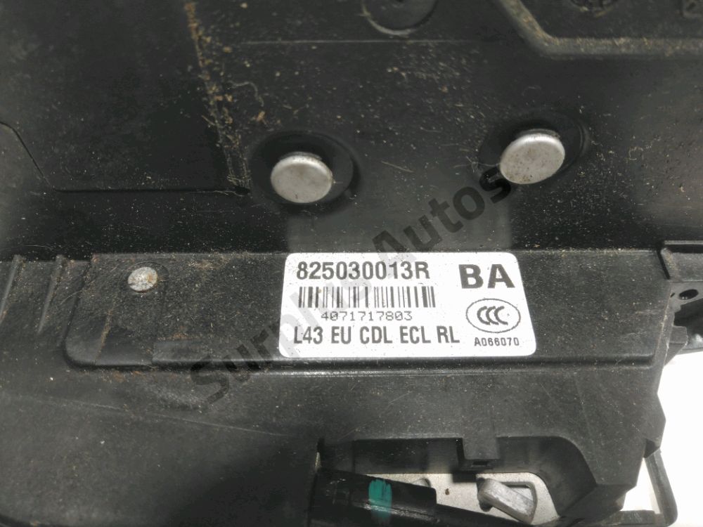 Serrure de porte arrière gauche
