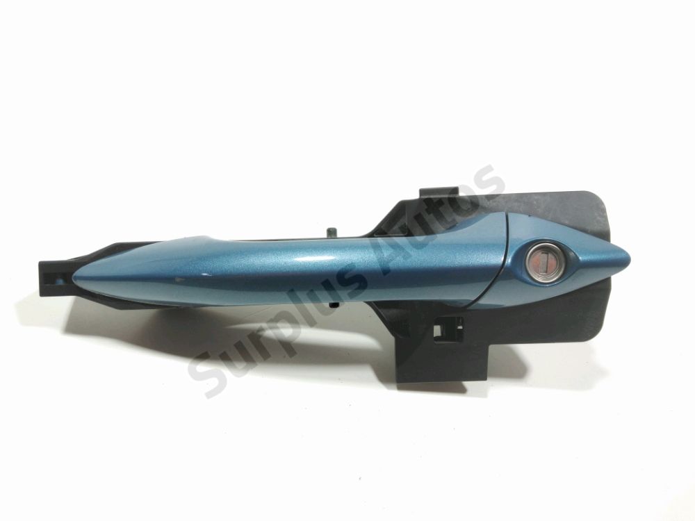 Poignée extérieure avant gauche