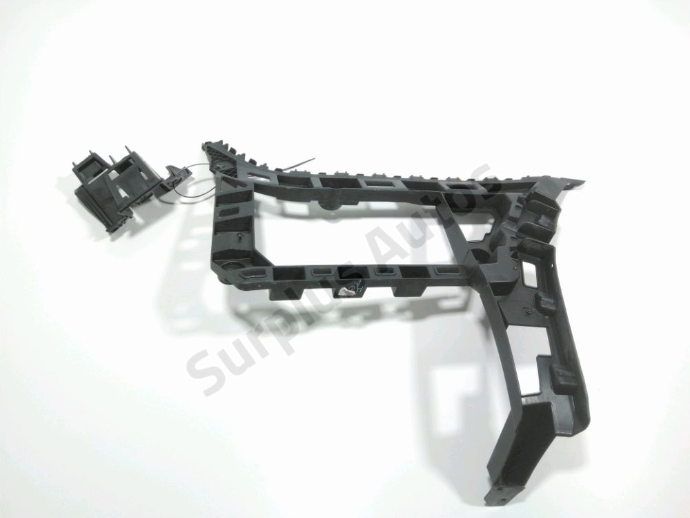 Support droit de pare-choc arrière