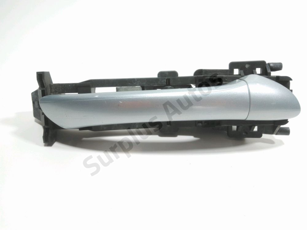 Poignée extérieure avant droite