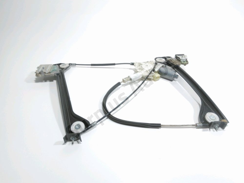 Lève-vitre électrique avant droit