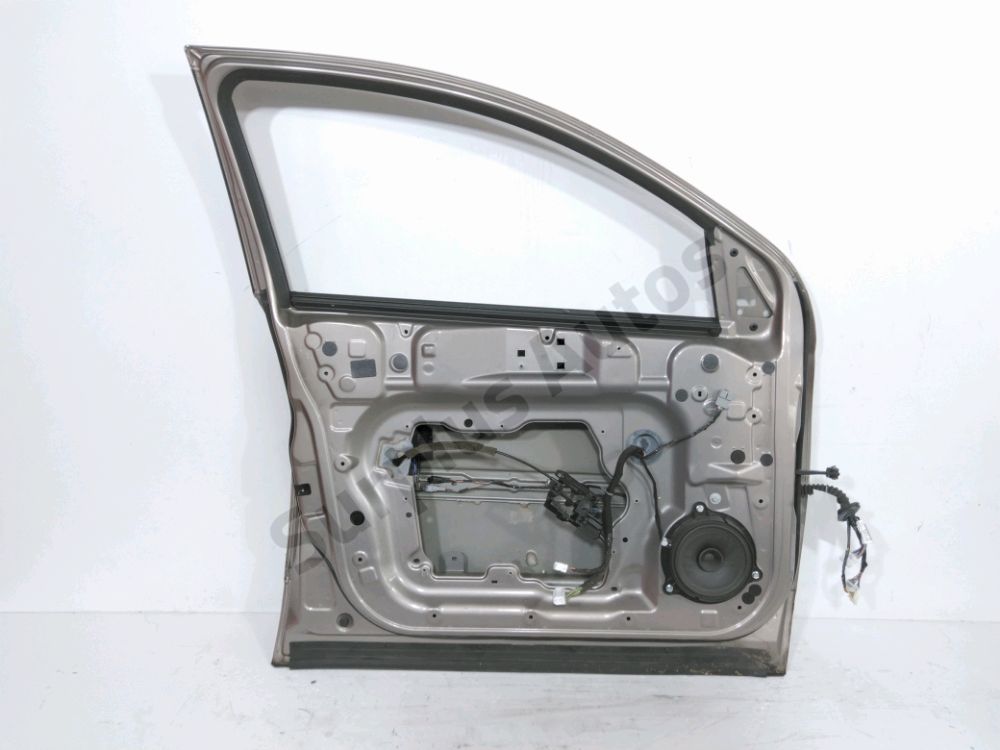 Porte avant gauche