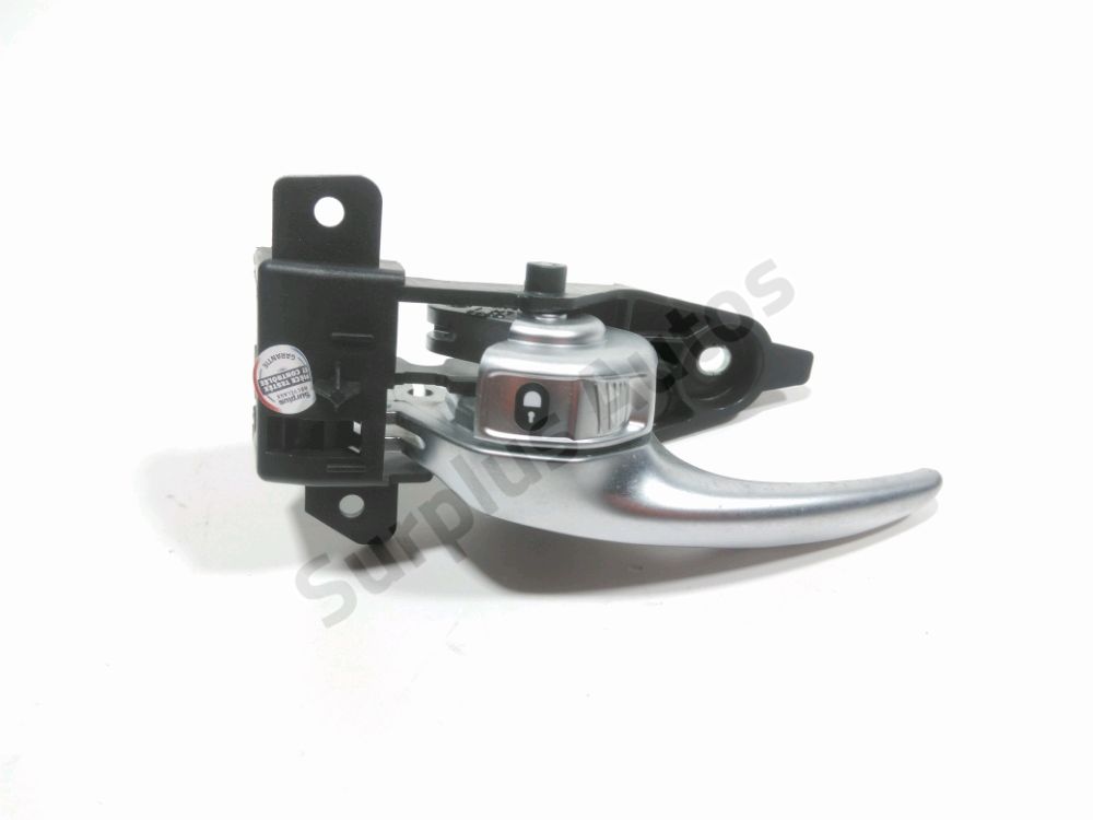 Poignee interieure porte arriere gauche