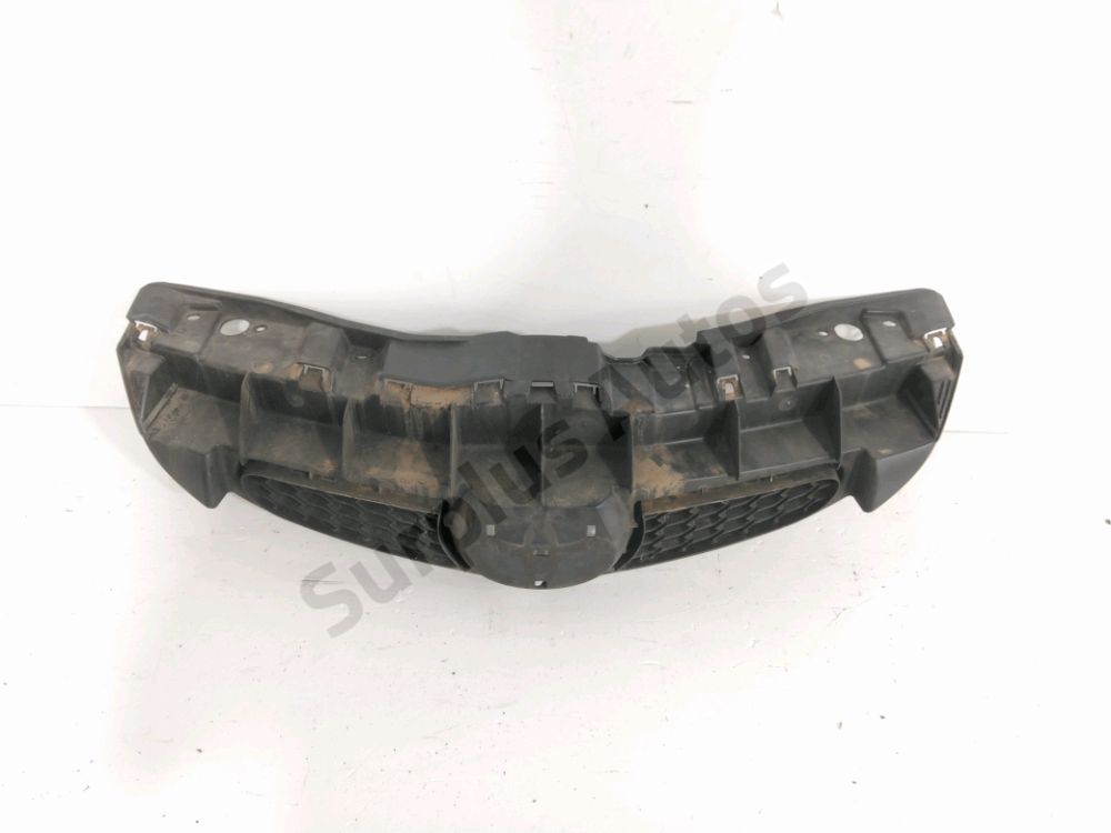 Traverse supérieure armature avant