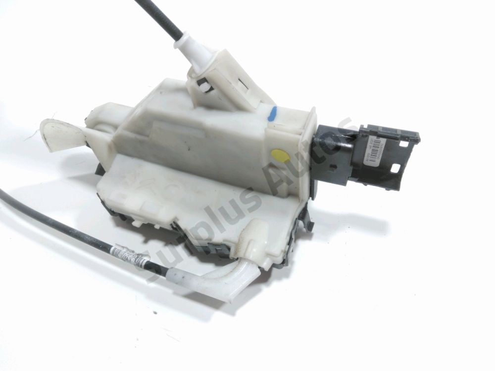 Serrure de porte avant droite