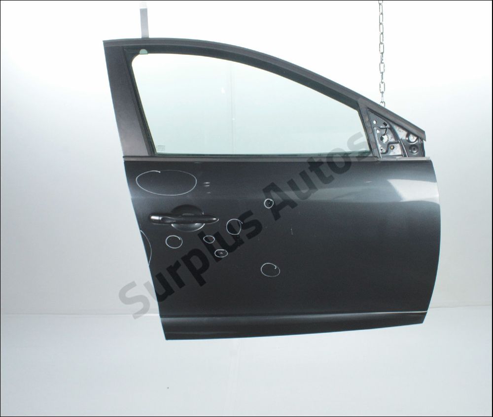 Porte avant droite