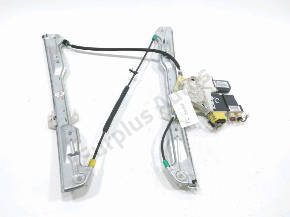 Lève-vitre électrique avant gauche