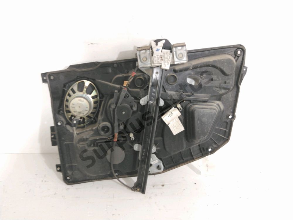 Lève-vitre électrique avant gauche