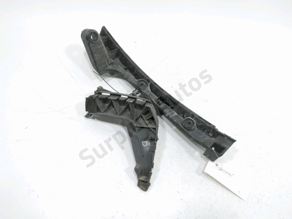 Support droit de pare-choc arrière