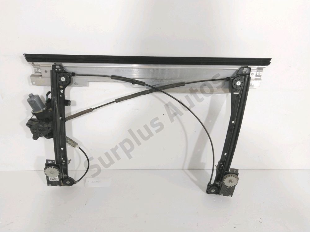 Lève-vitre électrique avant gauche