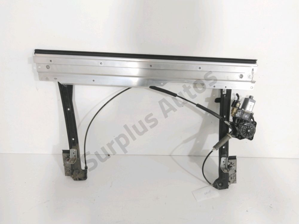 Lève-vitre électrique avant gauche