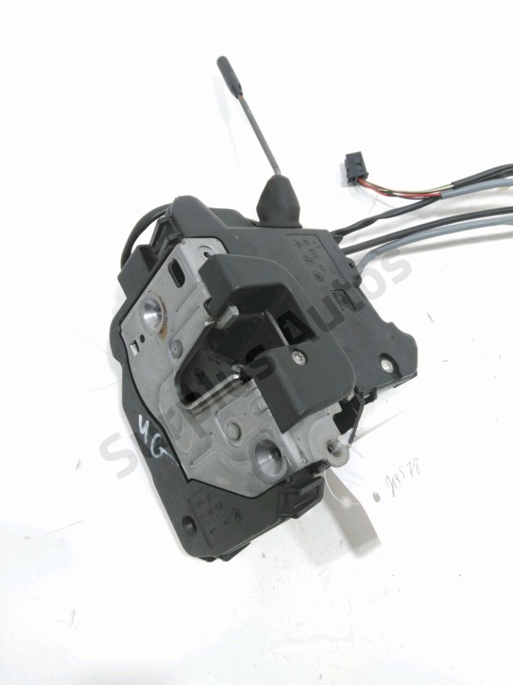 Serrure de porte avant gauche