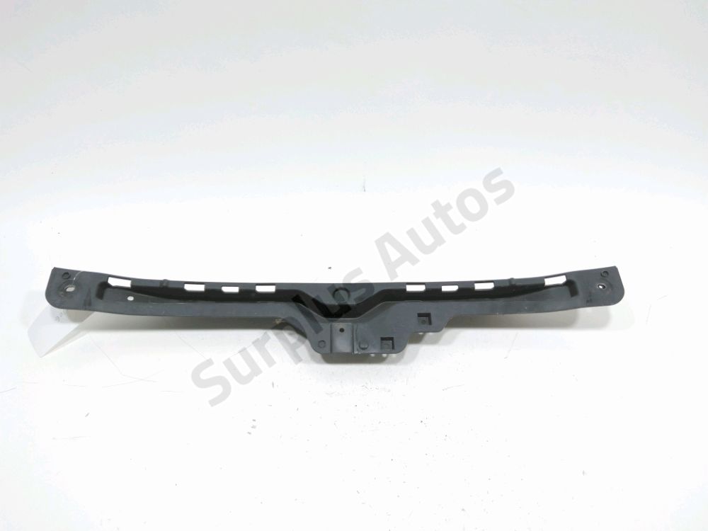 Support central de pare-choc arrière