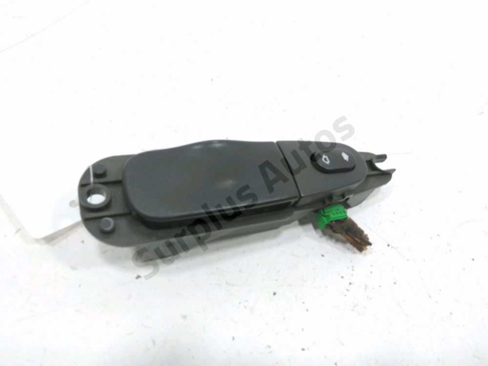 Commande lève-vitre arrière droit