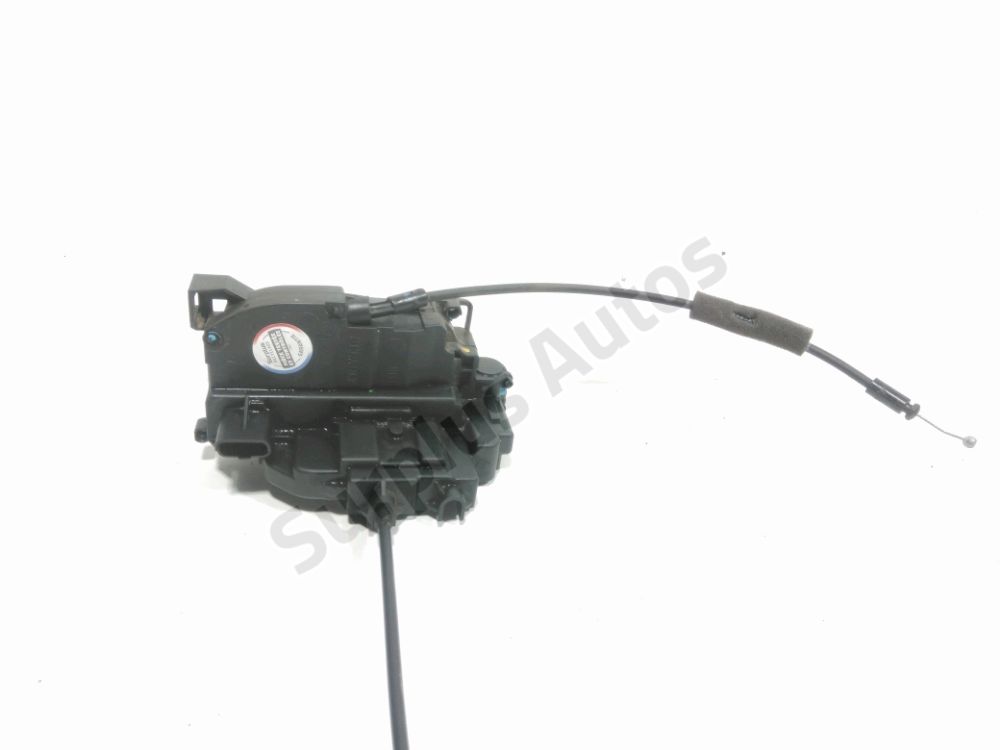 Serrure de porte avant droite