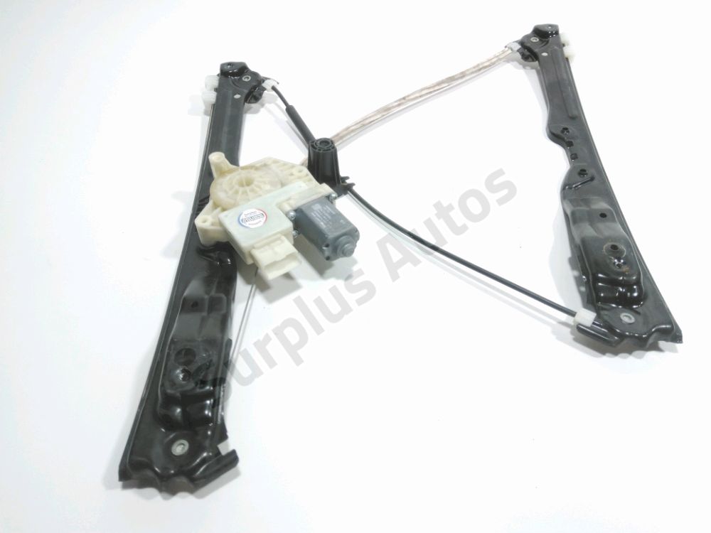 Lève-vitre électrique avant droit