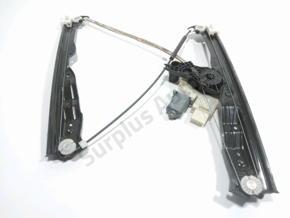 Lève-vitre électrique avant droit