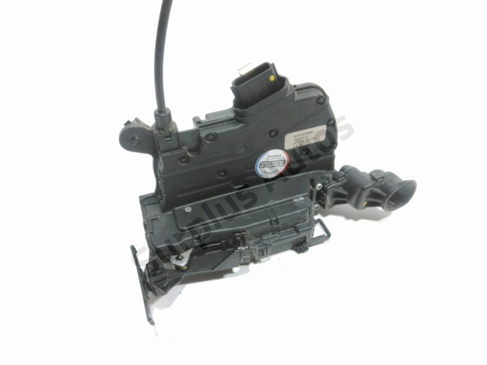 Serrure de porte avant gauche