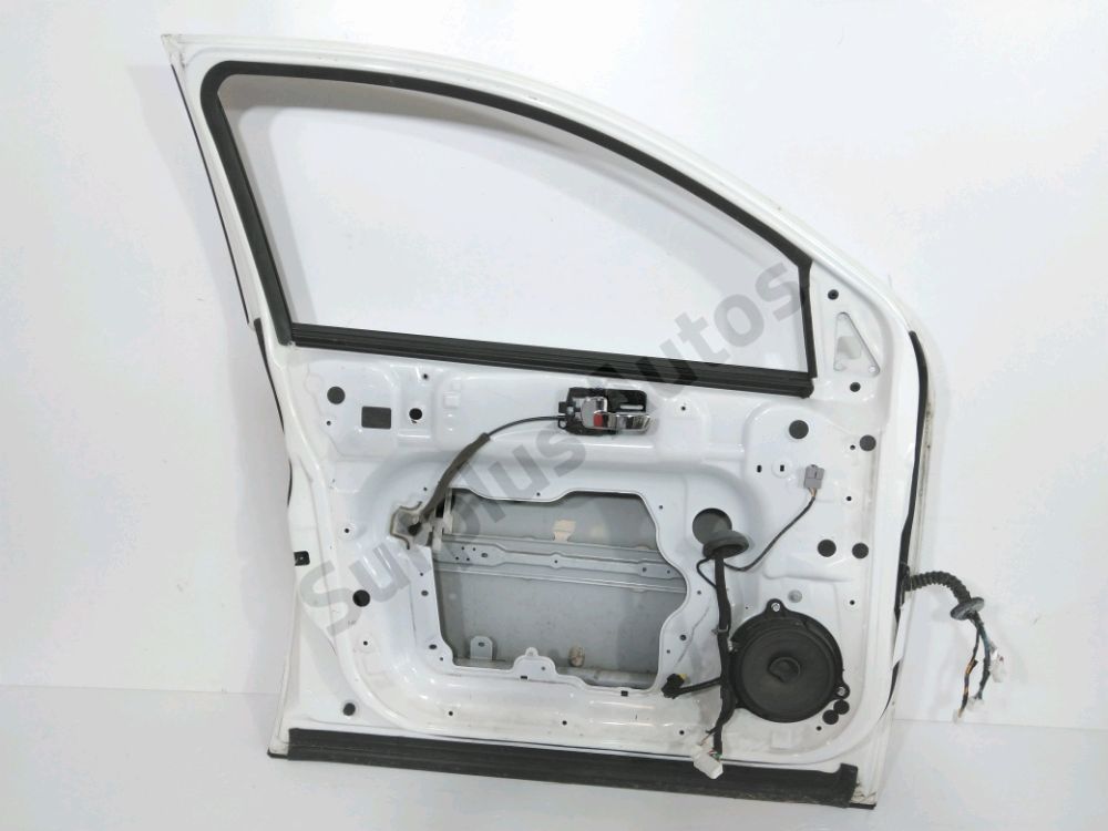 Porte avant gauche