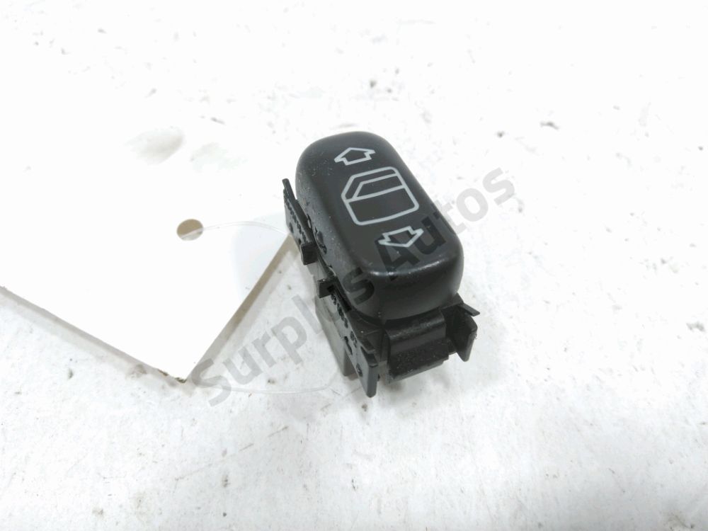 Commande leve-vitre avant gauche