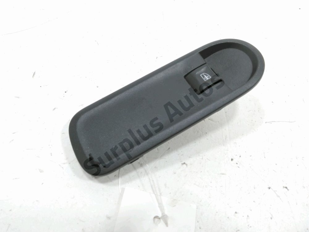 Commande lève-vitre avant droit