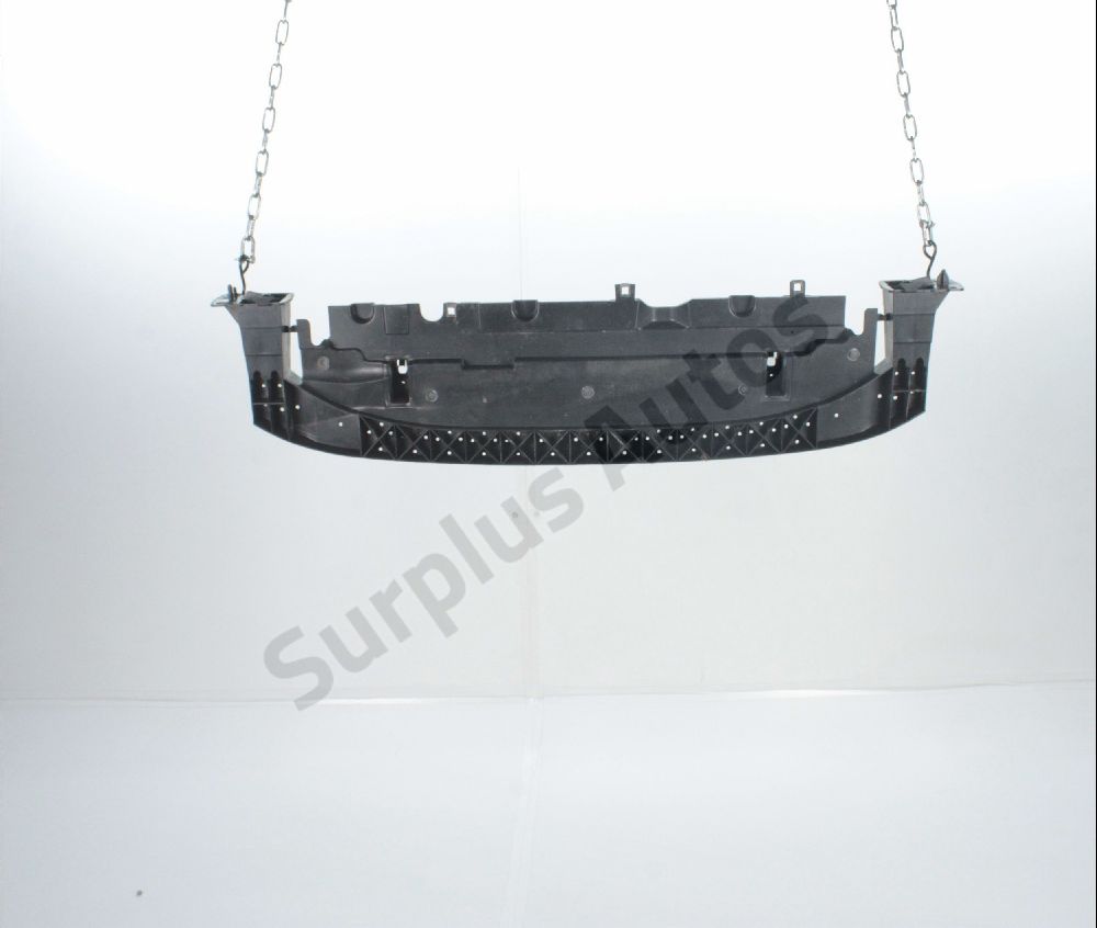 Traverse inférieure armature avant