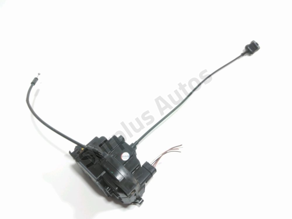 Serrure de porte avant droite