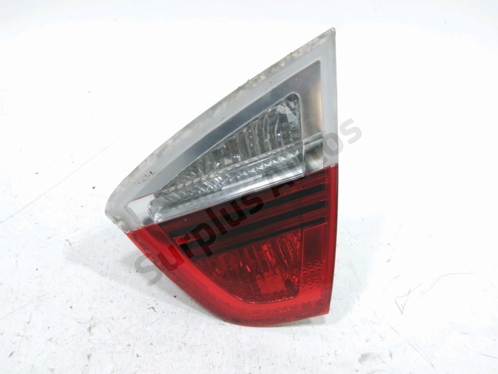 Feu arrière intérieur droit