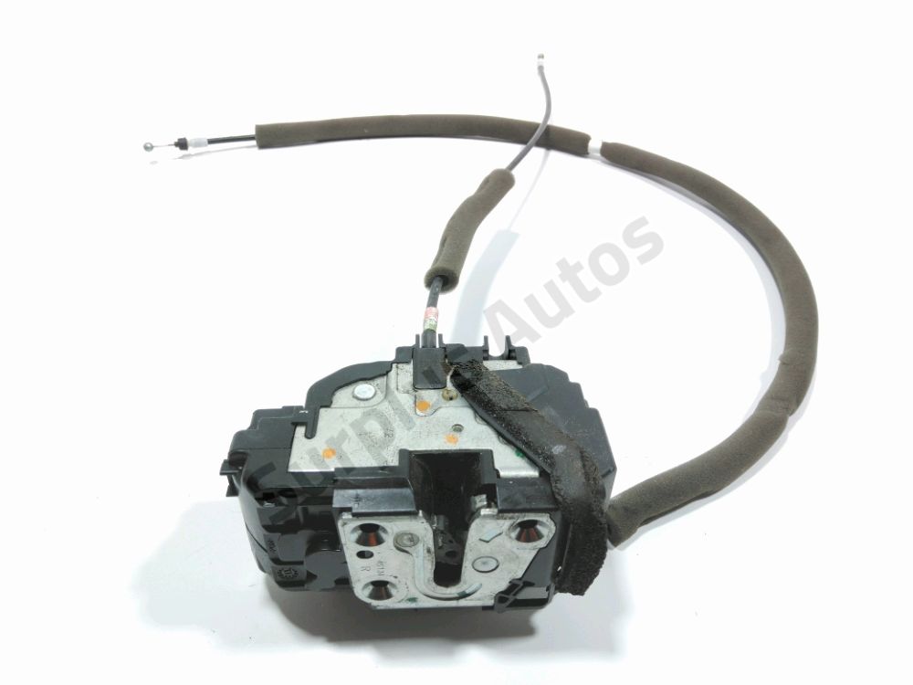 Serrure de porte avant droite