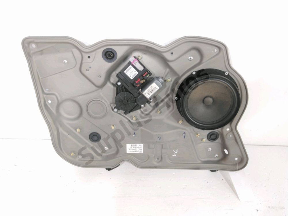 Lève-vitre électrique avant gauche