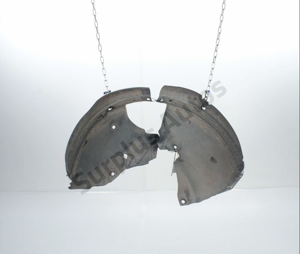 Pare-boue avant droit