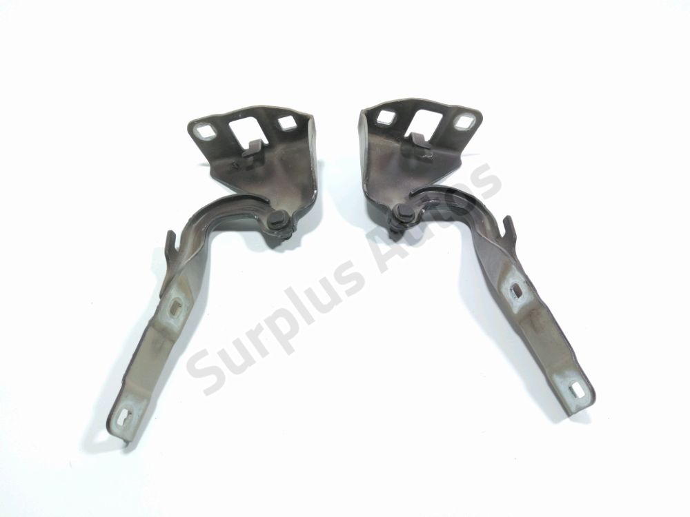 Jeu de charnières de capot