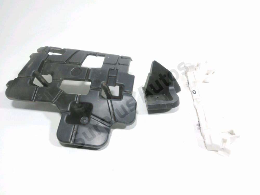 Support droit de pare-choc arriere