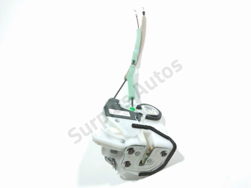 Serrure de porte avant droite