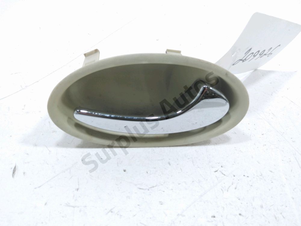 Poignée intérieure porte avant droite