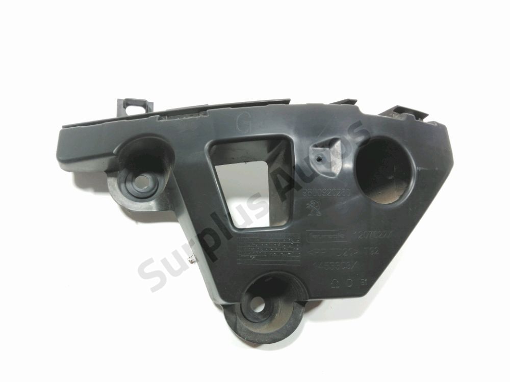 Support gauche de pare-choc arrière