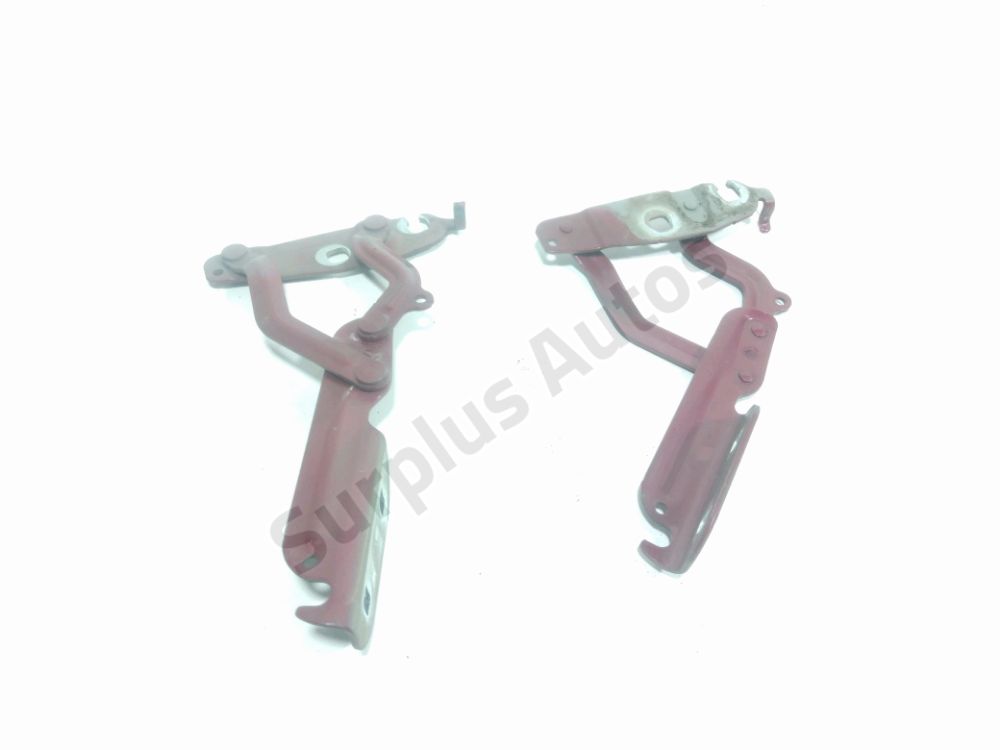 Jeu de charnières de capot