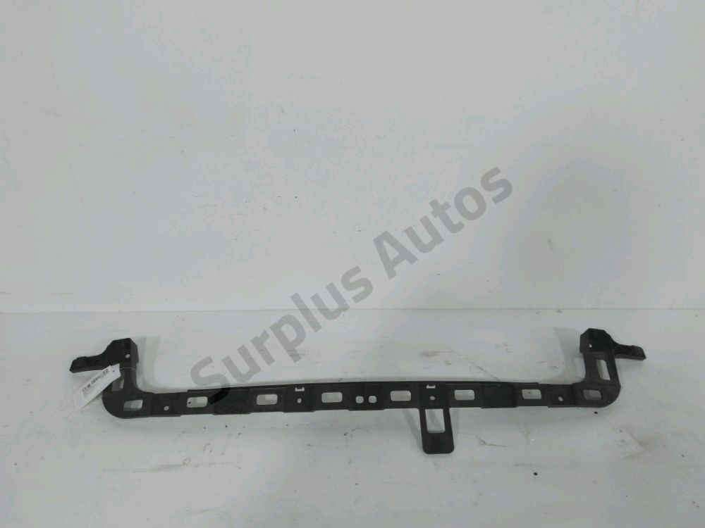 Support central de pare-choc arrière