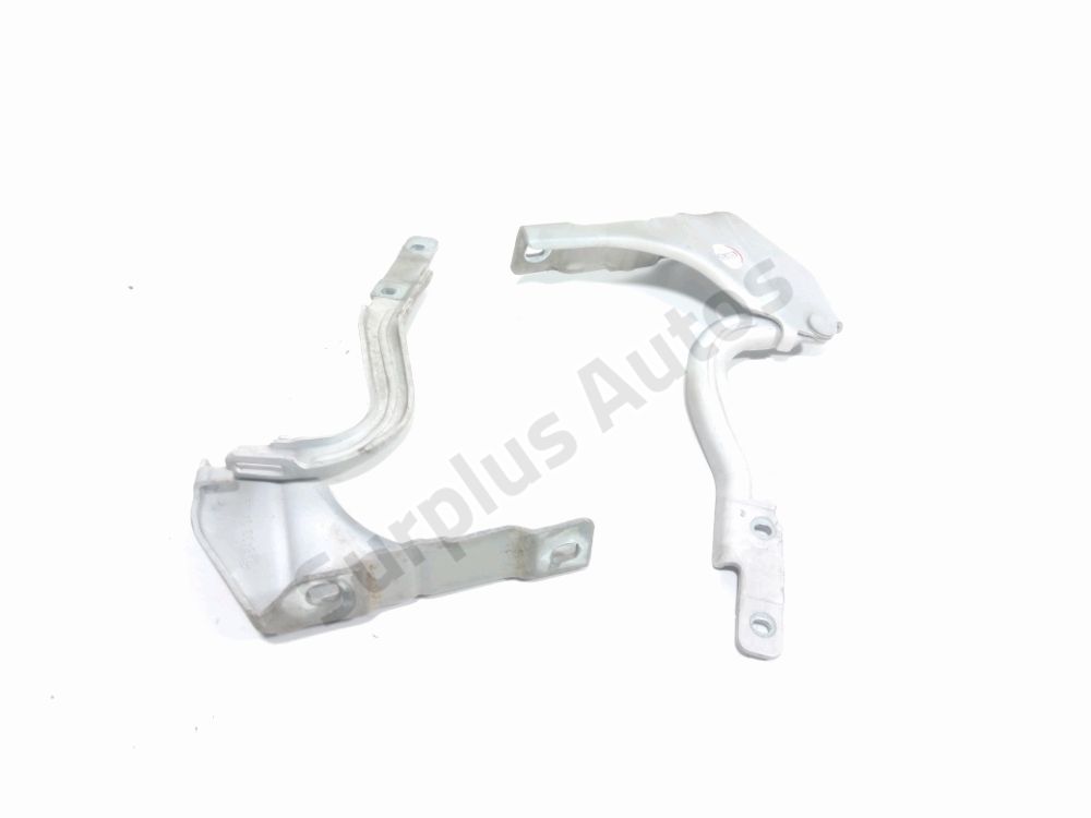 Jeu de charnières de capot