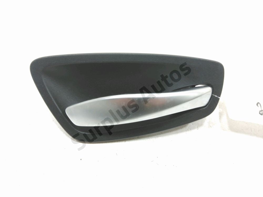 Poignée intérieure porte avant droite