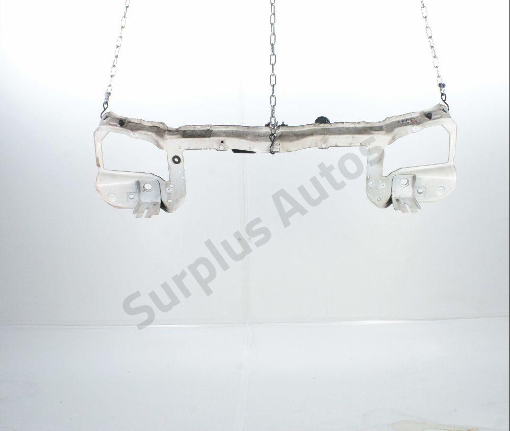 Traverse supérieure armature avant