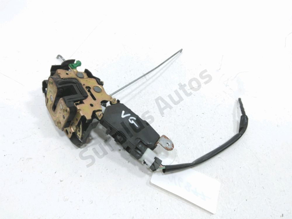 Serrure de porte avant gauche