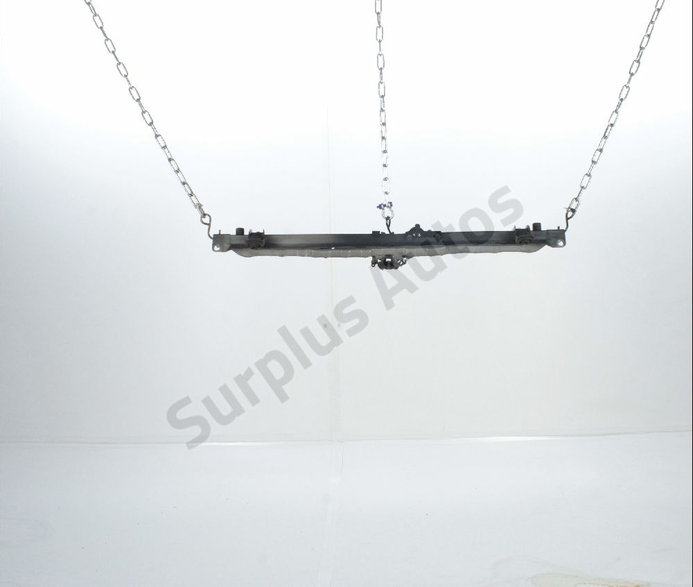 Traverse supérieure armature avant